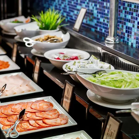 Hilton 빌라모라