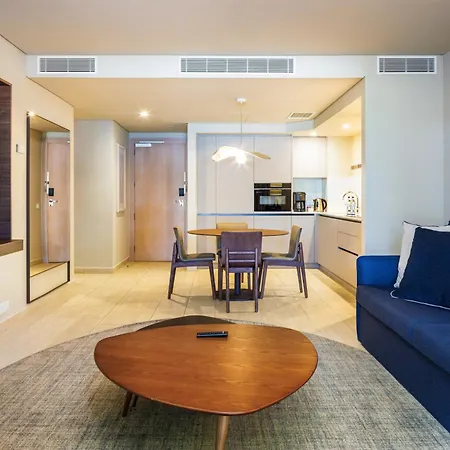 Hilton 5* 빌라모라