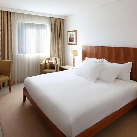 אתר נופש Hilton 5*
