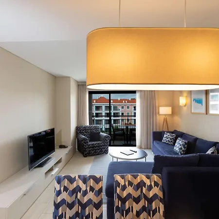 Hilton אתר נופש 5*