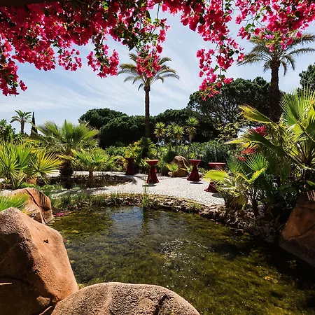 Hilton منتجع 5*