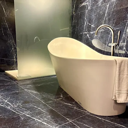 Hilton Виламура