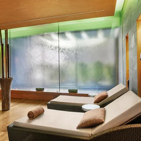 Hilton Курортный комплекс Виламура