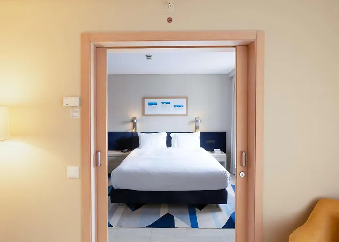 Hilton Виламура