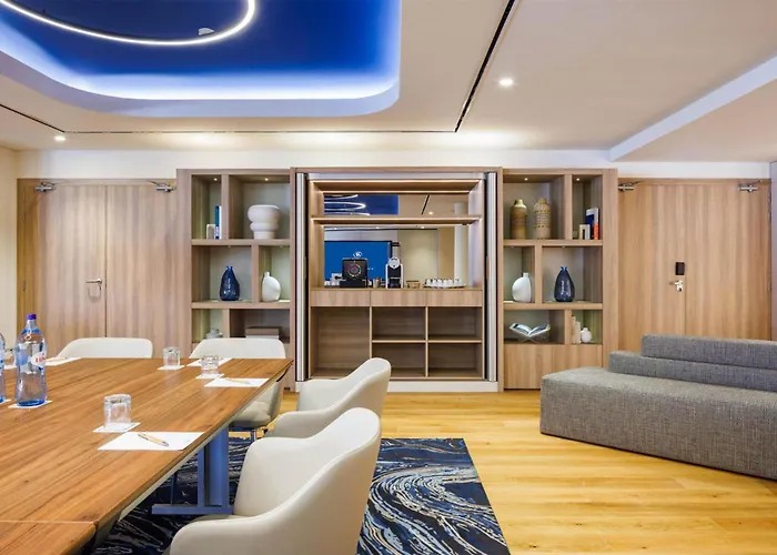 Hilton 5* Виламура