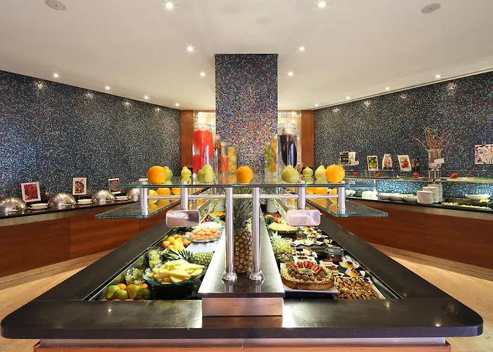 Hilton Курортный комплекс Виламура