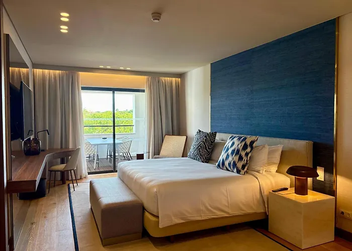 Hilton Курортный комплекс Виламура