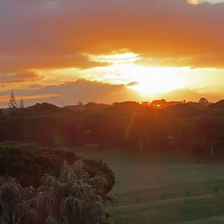 Üdülőközpont Hilton 5*